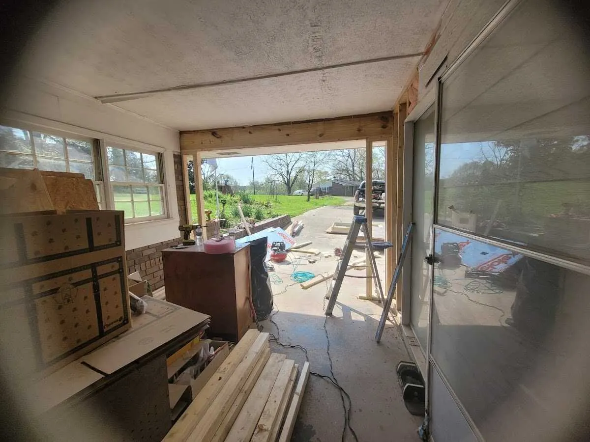 Air movers and dehumidifier for Drying & Dehumidification in Vermilion